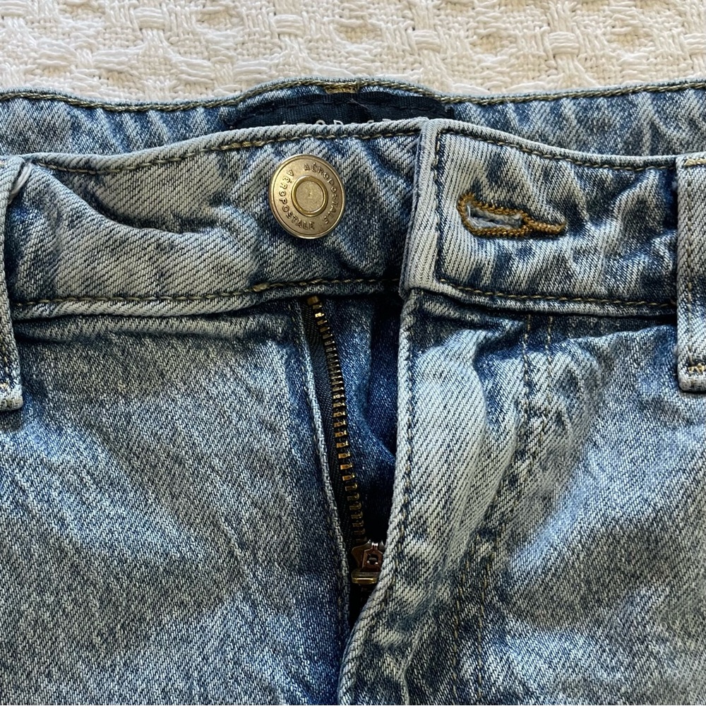 Aeropostale Mid Rise Ankle Straight Jeans - Blue~ Size 10 R Great for casual - Picture 8 of 12